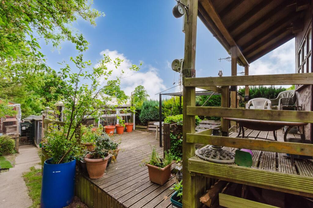 Additional image 26 of Whitehall Road, Wyke, BD12