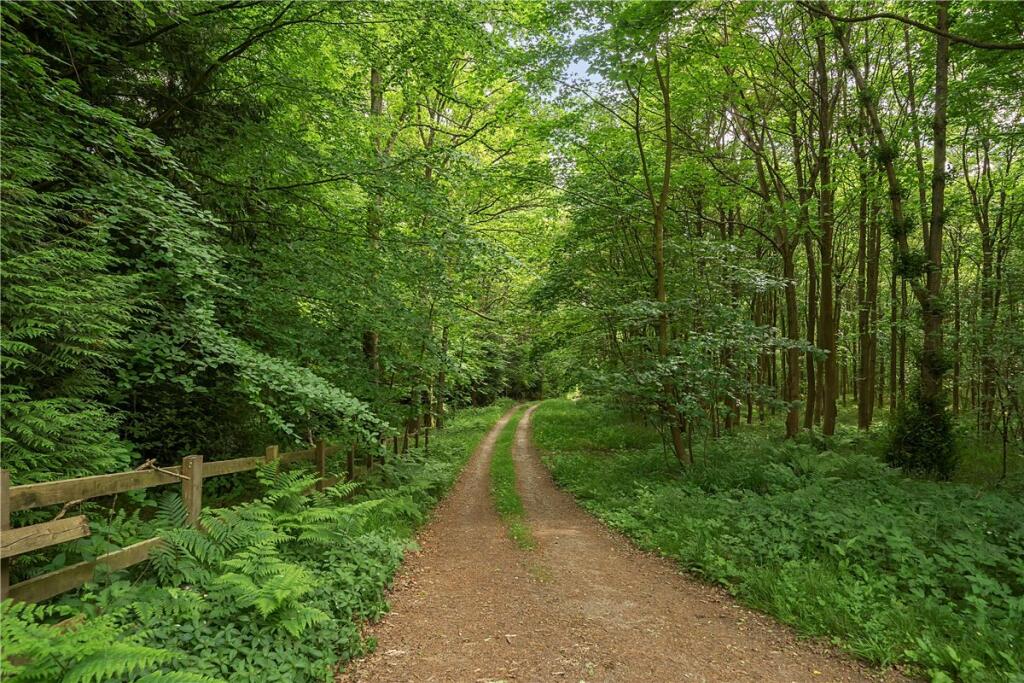 Primary image of Brockhill Lane, Redditch, Worcestershire, B97