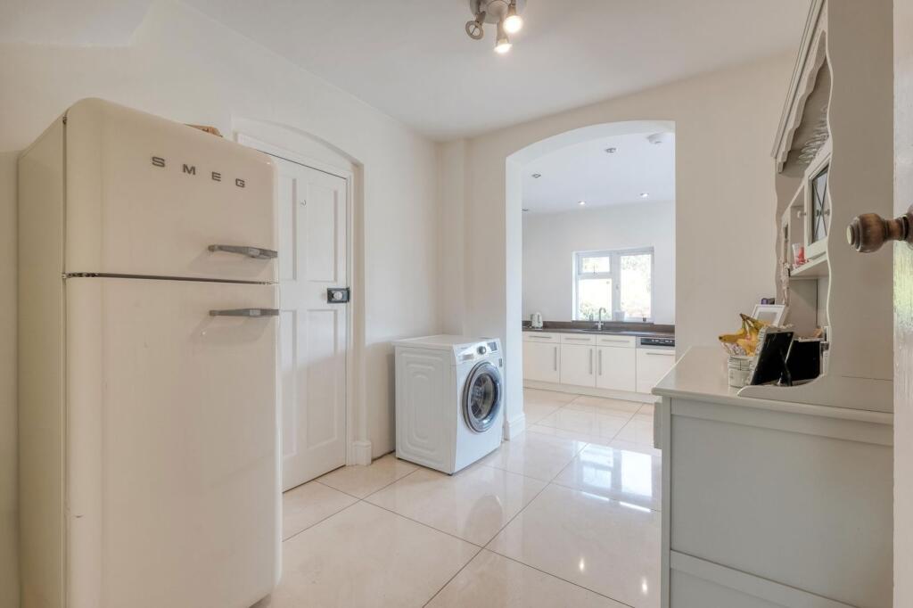 Additional image 7 of Stourbridge Road, Fairfield, B61