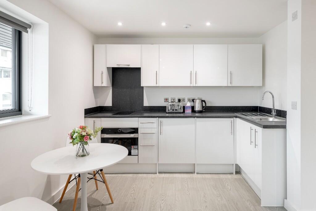 Additional image 3 of Banglo House, Lower Bristol Road, Bath, Somerset, BA2