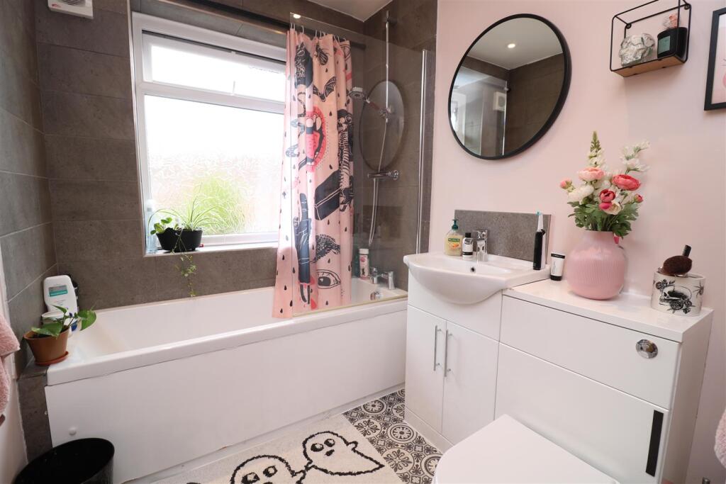 Additional image 21 of Rutland Crescent, Trowbridge