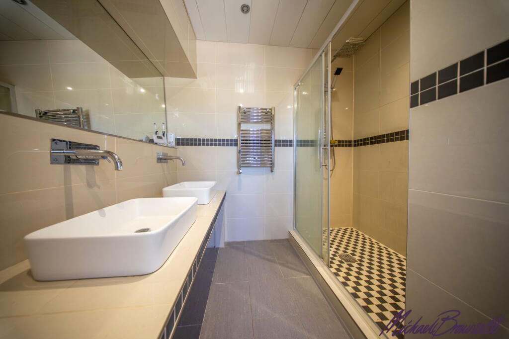 Additional image 15 of Reva Syke Road,Clayton,Bradford,BD14 6QZ