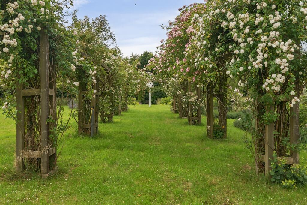 Additional image 31 of West Cranmore