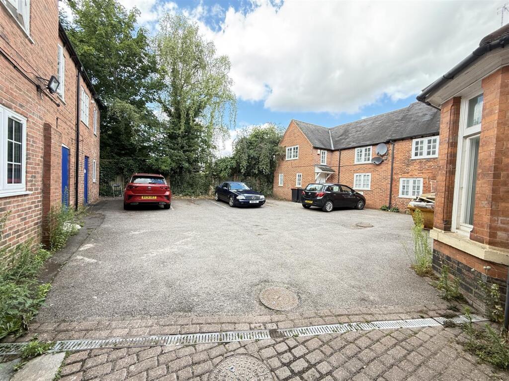 Additional image 9 of High Street, Coleshill