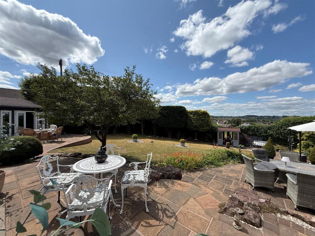 Additional image 33 of Summit Gardens, Halesowen