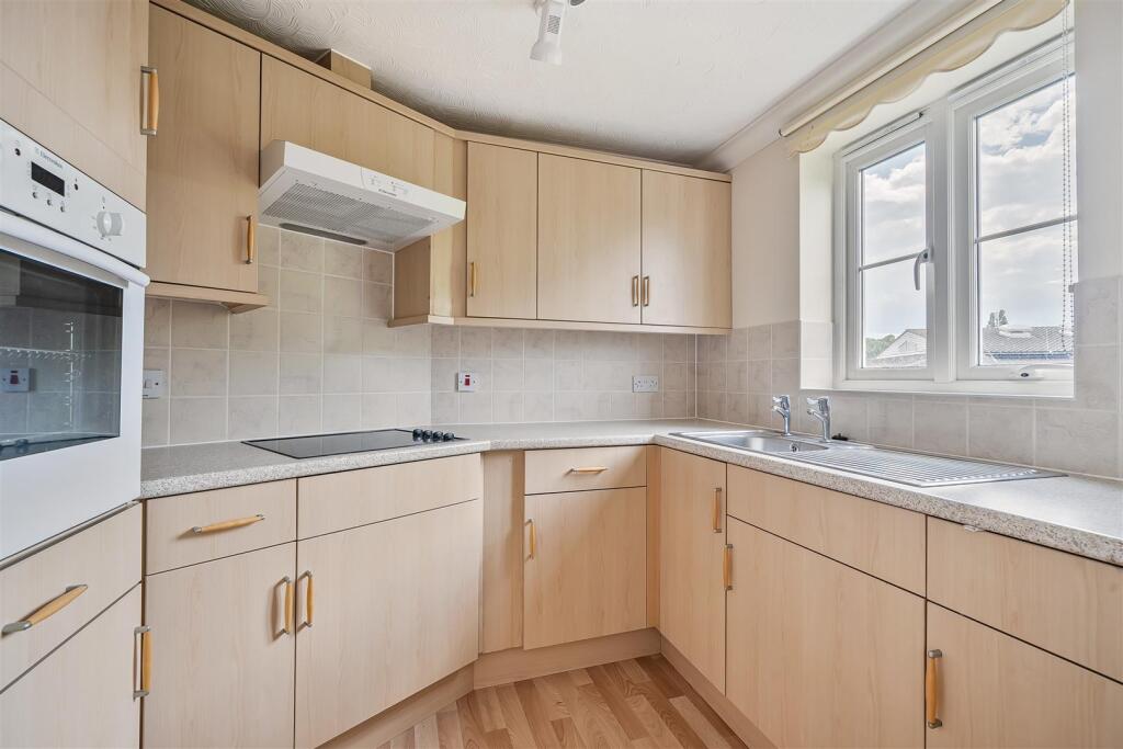 Additional image 3 of Cavendish Lodge, Glastonbury