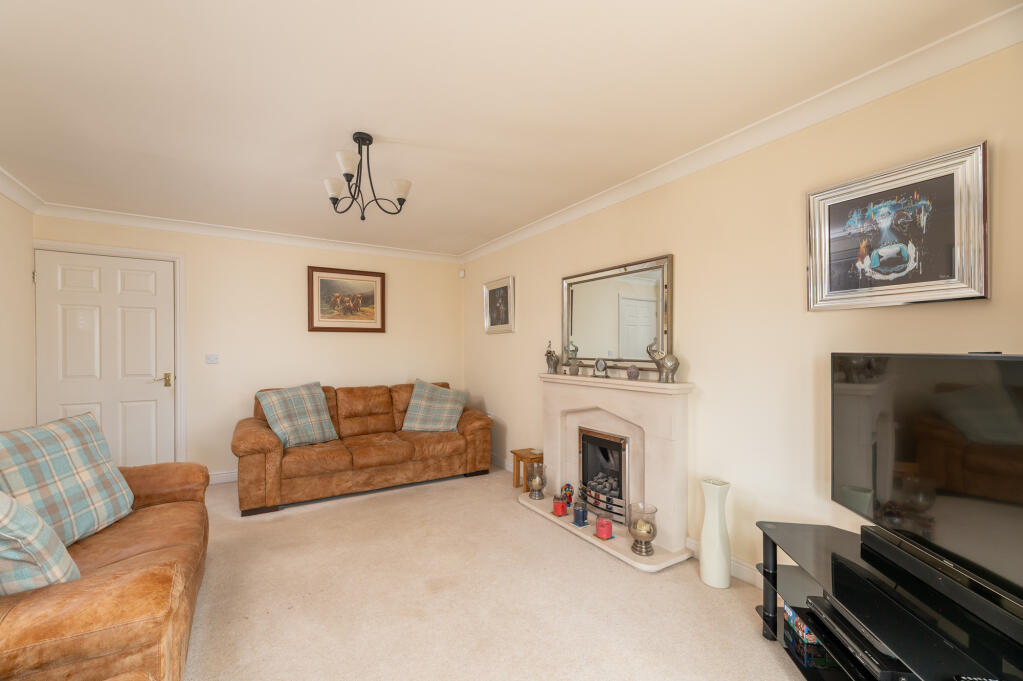 Additional image 17 of Lodge Gate Close, Denholme, West Yorkshire, BD13