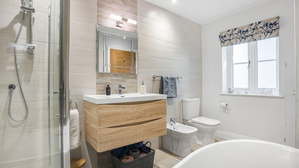 Additional image 21 of Oak View Rise, Four Oaks, B75