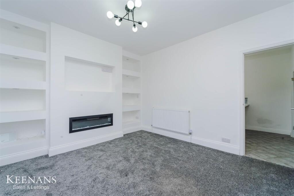 Additional image 3 of Caernarvon Avenue, Burnley