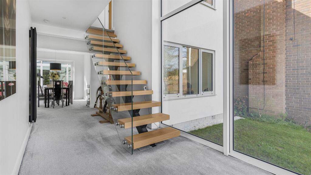 Additional image 8 of Whitley Drive, Streetly, Sutton Coldfield