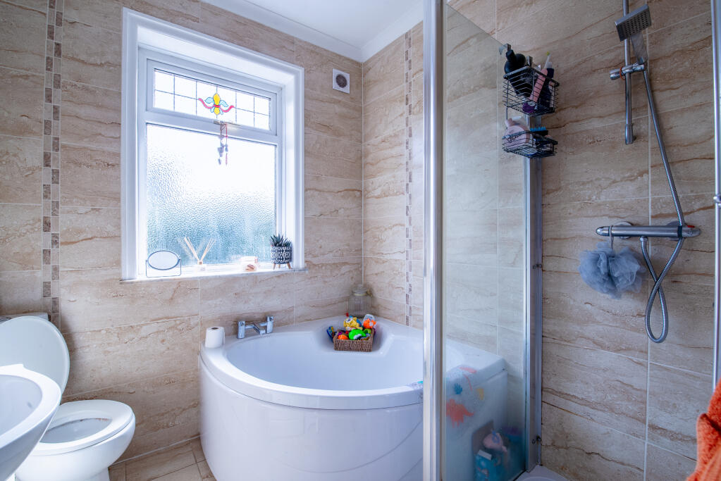 Additional image 11 of Woodlands Grove, Bingley, West Yorkshire, BD16