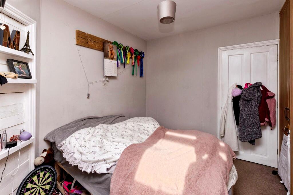 Additional image 12 of Gilstead Lane, Bingley