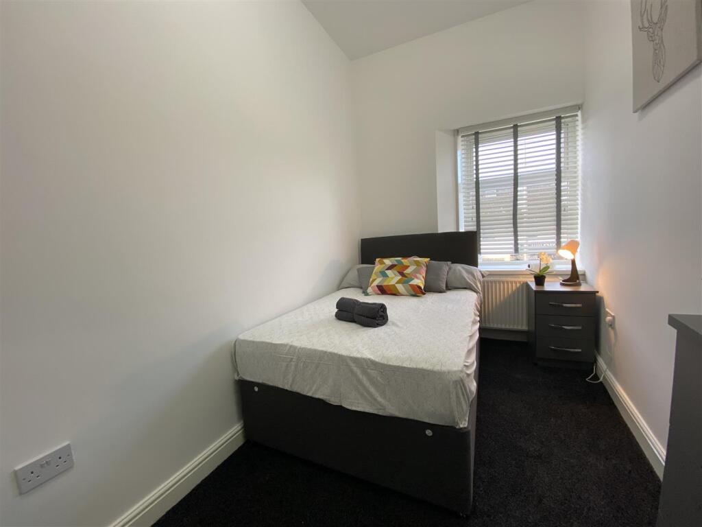 Additional image 14 of Rood End Road, Oldbury, Birmingham