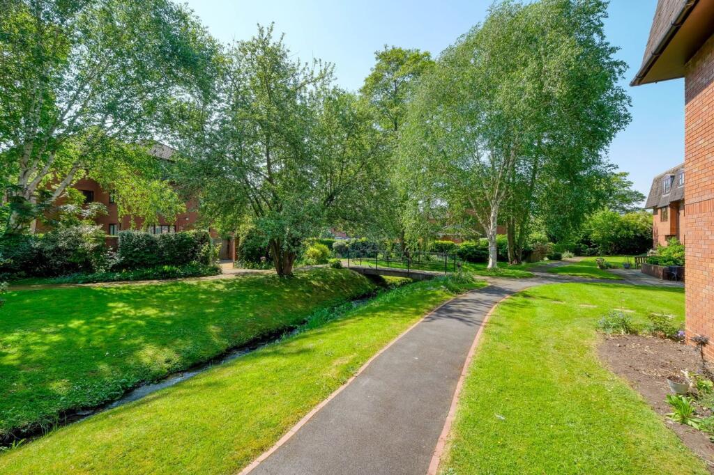 Additional image 11 of The Strand, St. James Court, B61