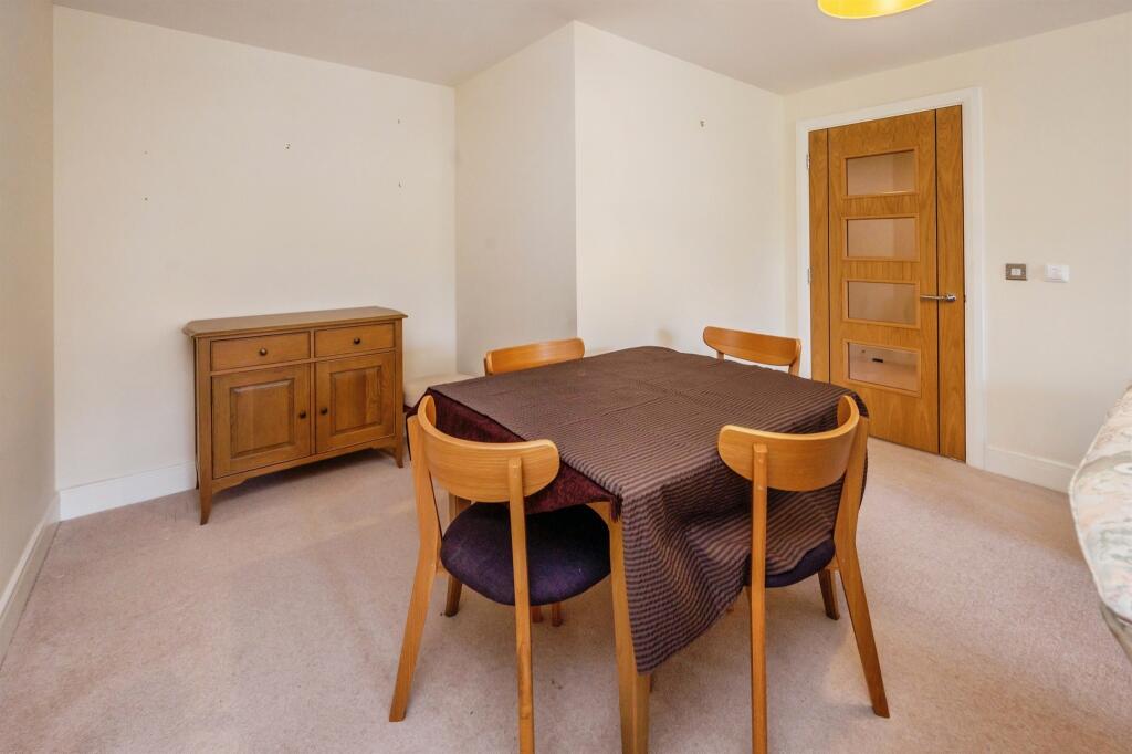 Additional image 8 of 911-913 Warwick Road, Solihull