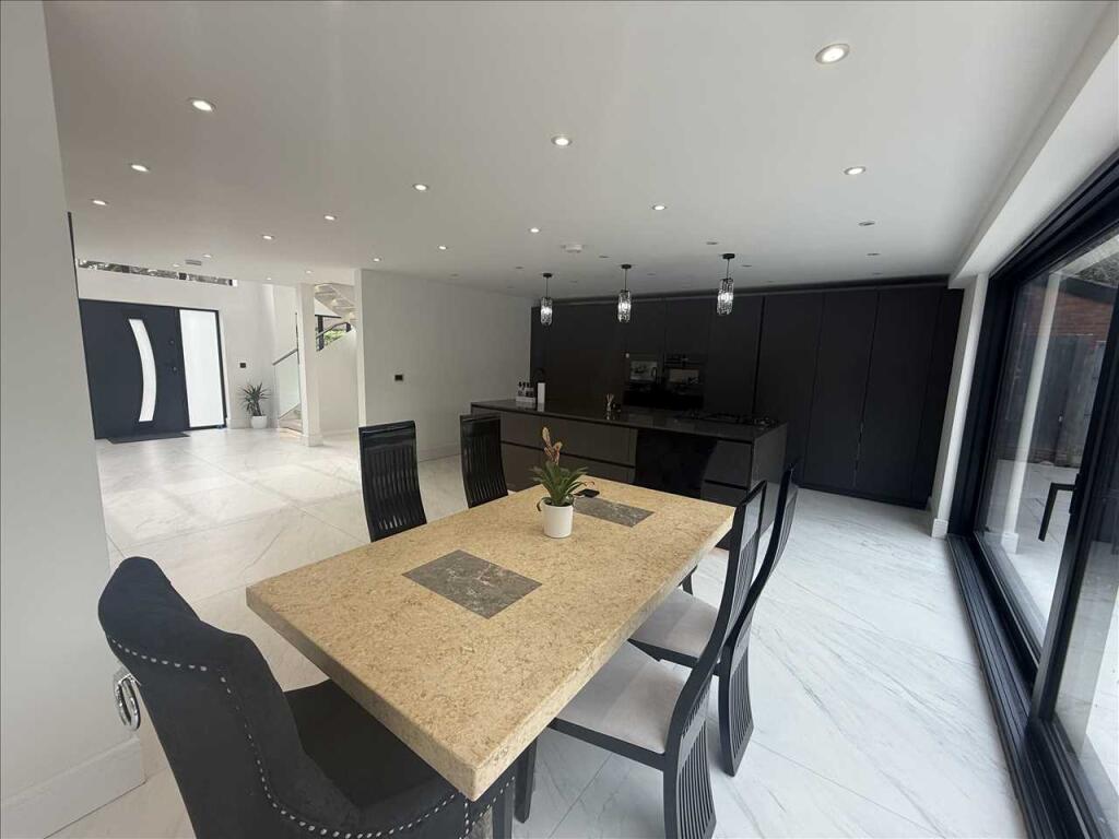 Additional image 6 of Whitefields Road, Solihull