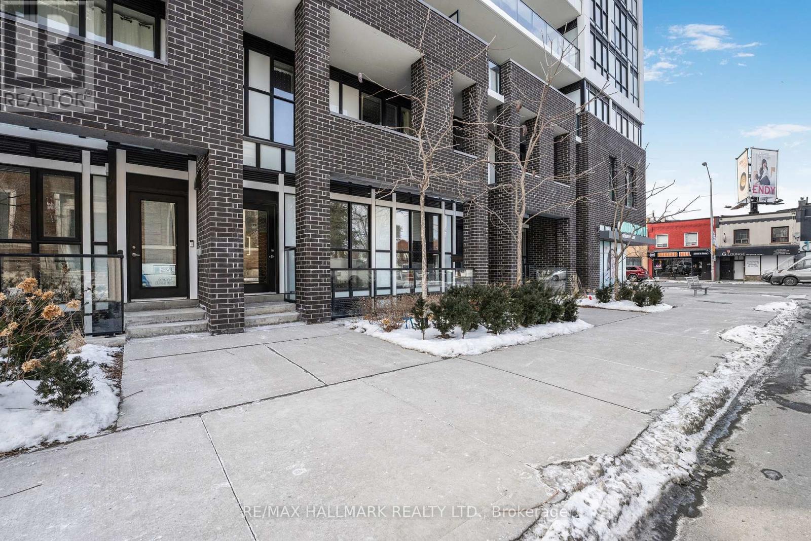 TH 103 - 2301 DANFORTH AVENUE|Toronto (East End-Danforth), Ontario M4C1K5