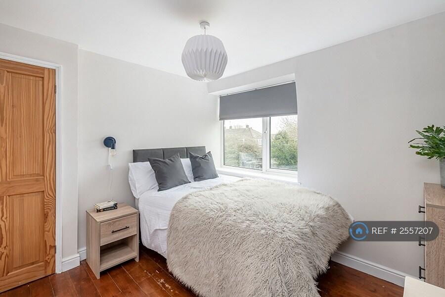 Additional image 10 of Queens Drive, Bath, BA2