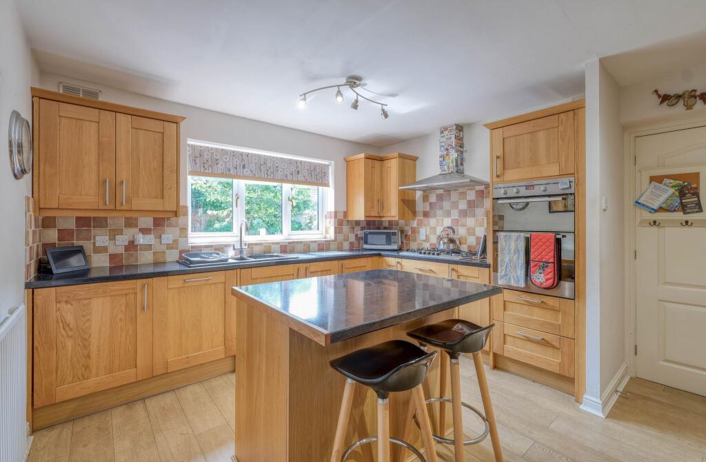 Additional image 4 of Otter Close, Redditch, B98