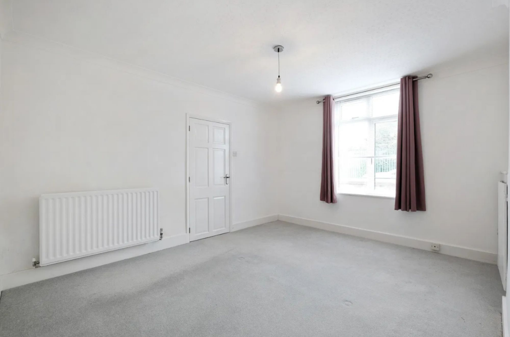 Additional image 6 of New Road, Studley, B80