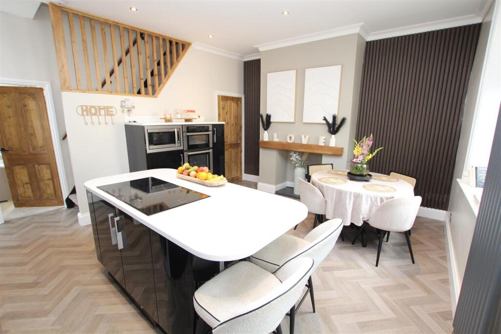 Additional image 8 of Ashgrove, Greengates, Bradford