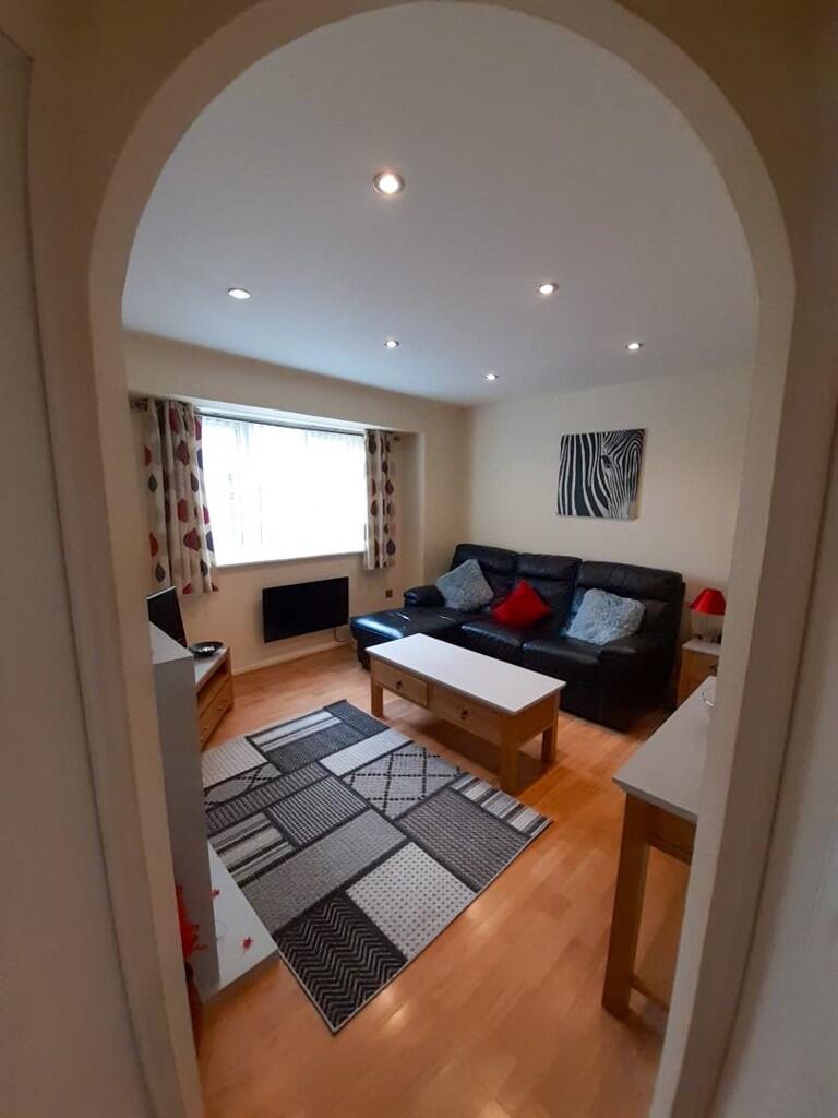 Additional image 4 of Spinney Close, B78