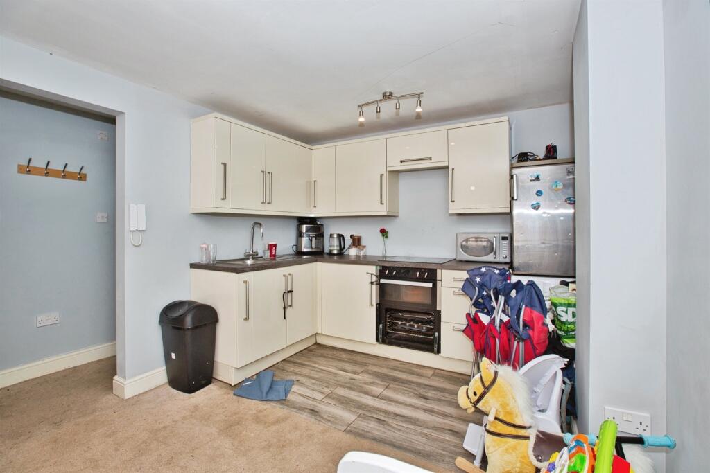 Additional image 4 of Roping Road, Yeovil