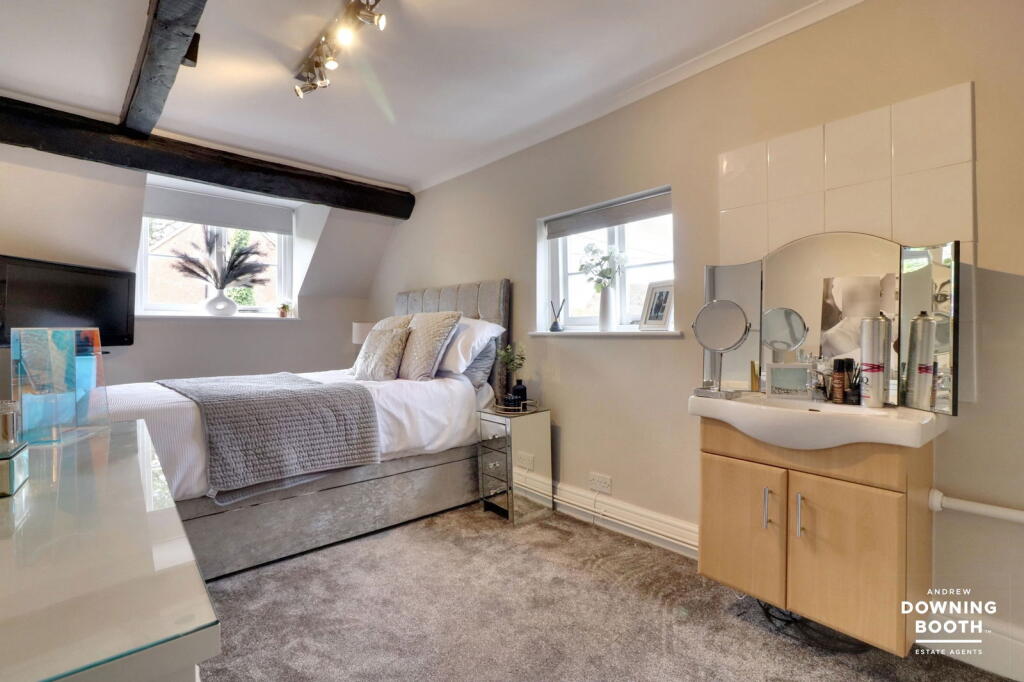 Additional image 25 of The Square, Elford - Five Double Bedroom Detached Cottage