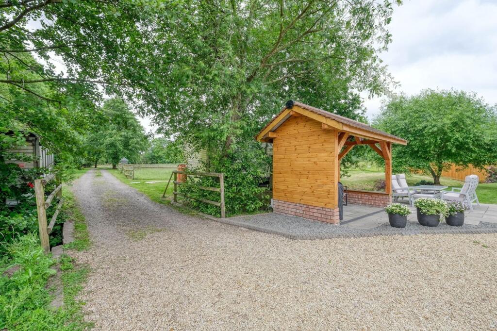 Additional image 22 of Green Lane, Callow Hill, B97