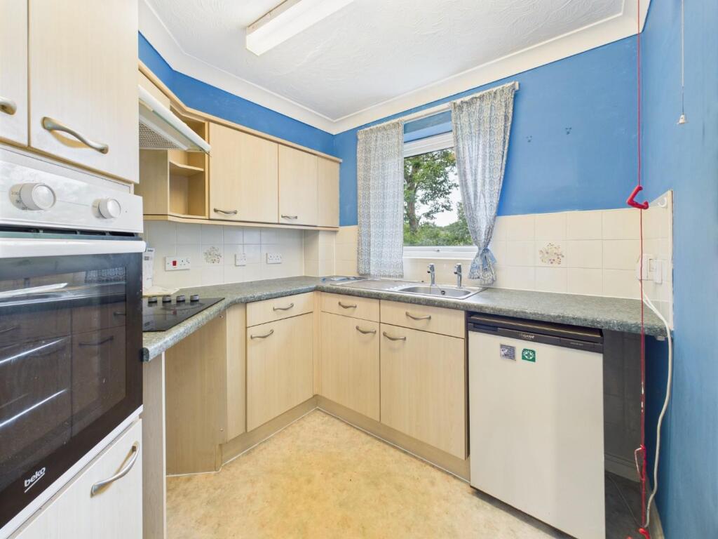 Additional image 5 of Sutton Court, Beech Street, Bingley