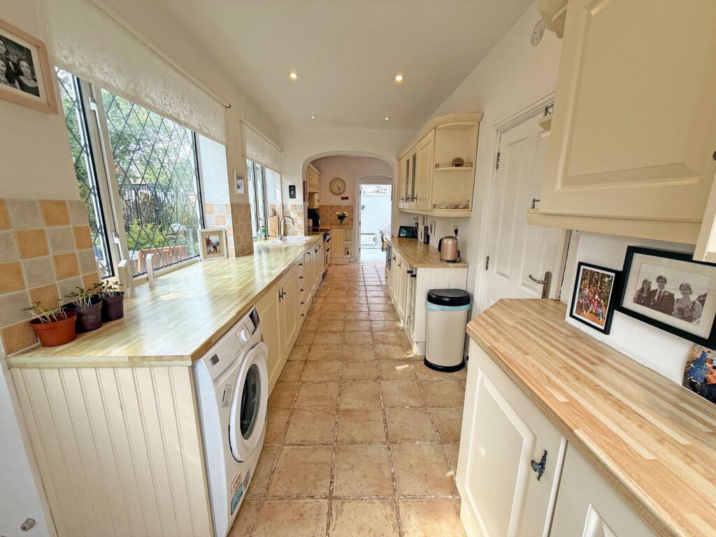 Additional image 6 of Haslucks Green Road, Majors Green, Shirley, B90 1DE