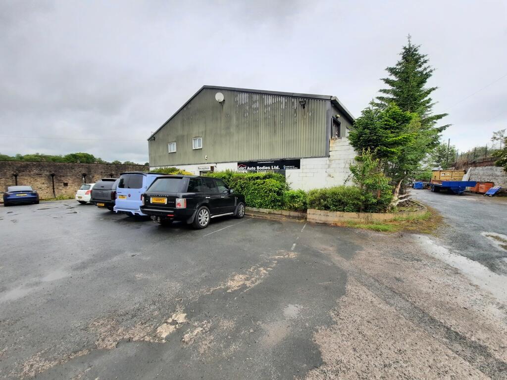 Additional image 8 of New Road Garage, New Road, Earby, Barnoldswick, Lancashire