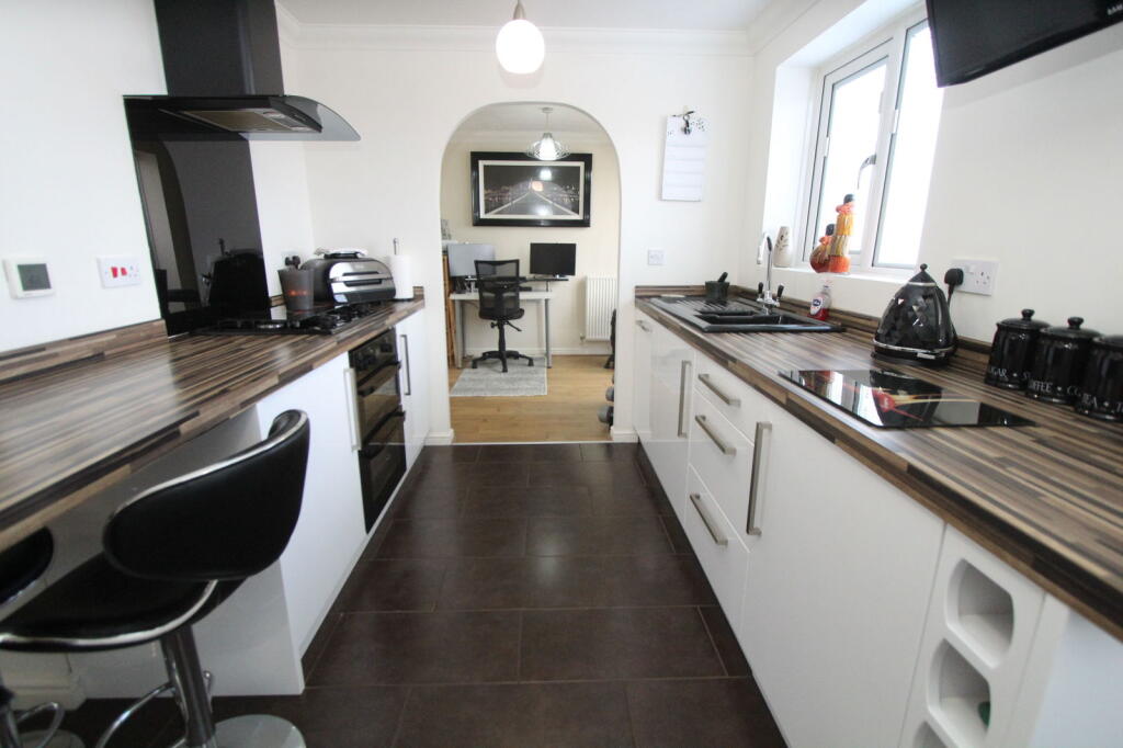 Additional image 4 of Taylor Way, TIVIDALE, Oldbury, B69 1JP