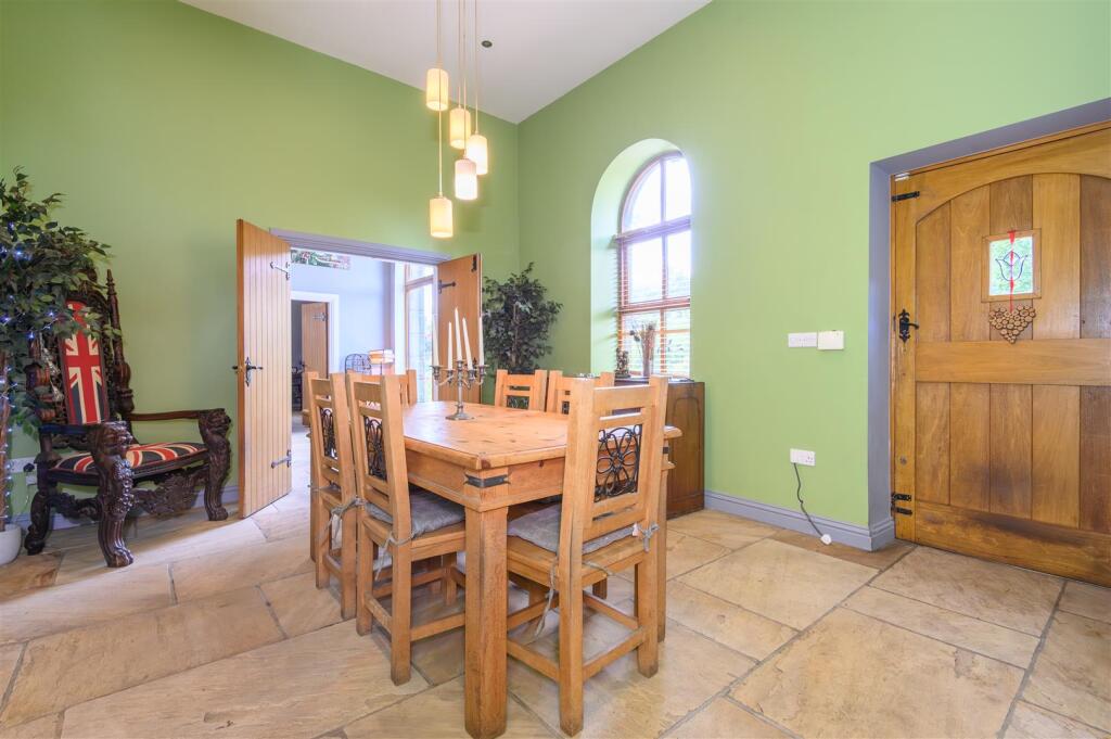 Additional image 10 of Whiteshaw Barn, Long Causeway, Denholme, BD13 4NE
