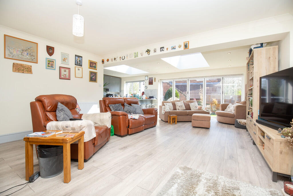 Additional image 12 of Shannon, Tamworth