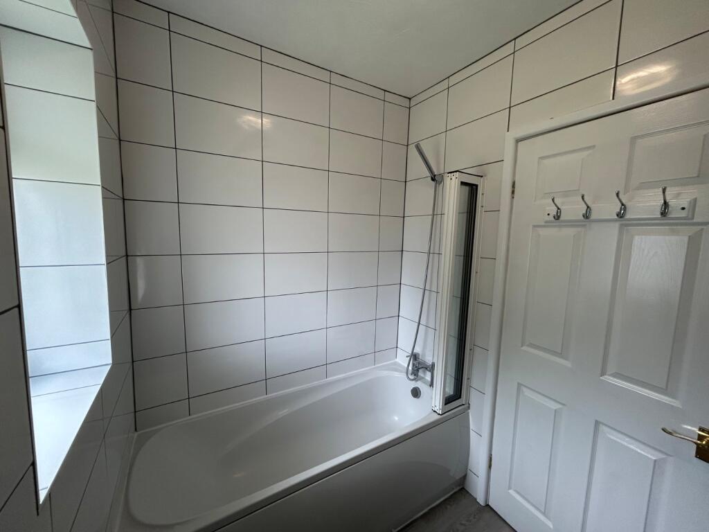 Additional image 8 of Hillcrest Road, Queensbury, Bradford, BD13