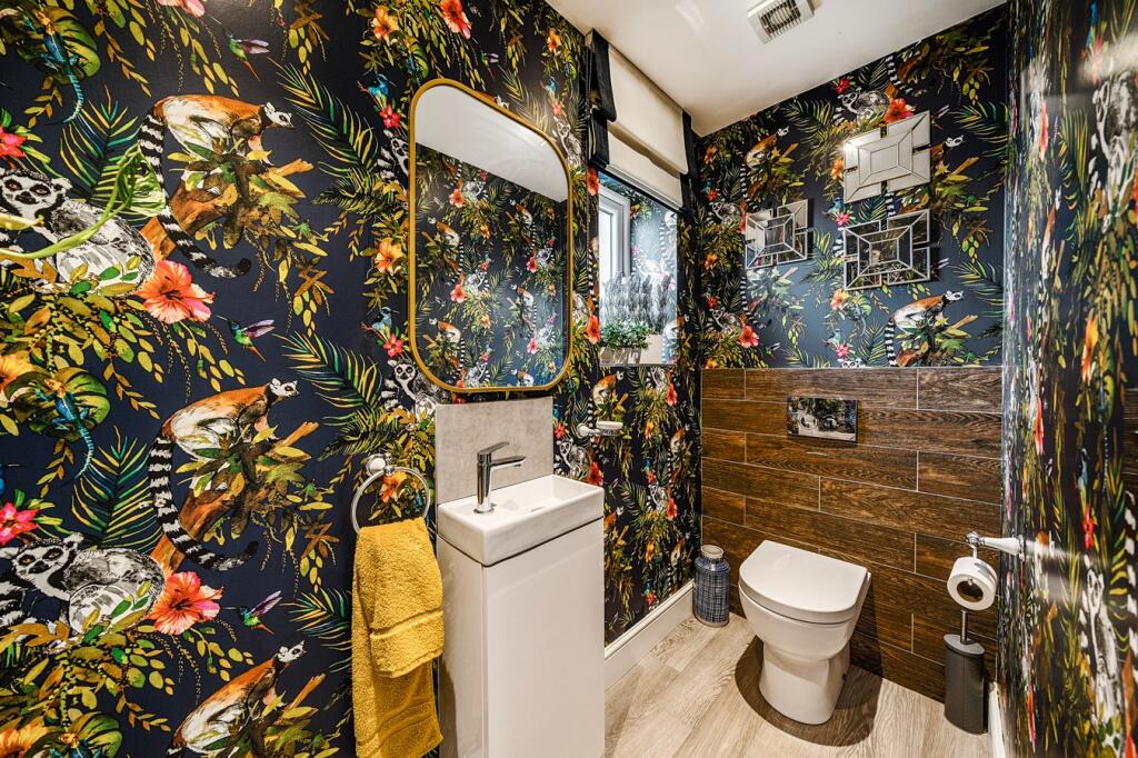 Additional image 7 of Youngs Court, Westbury, BA13