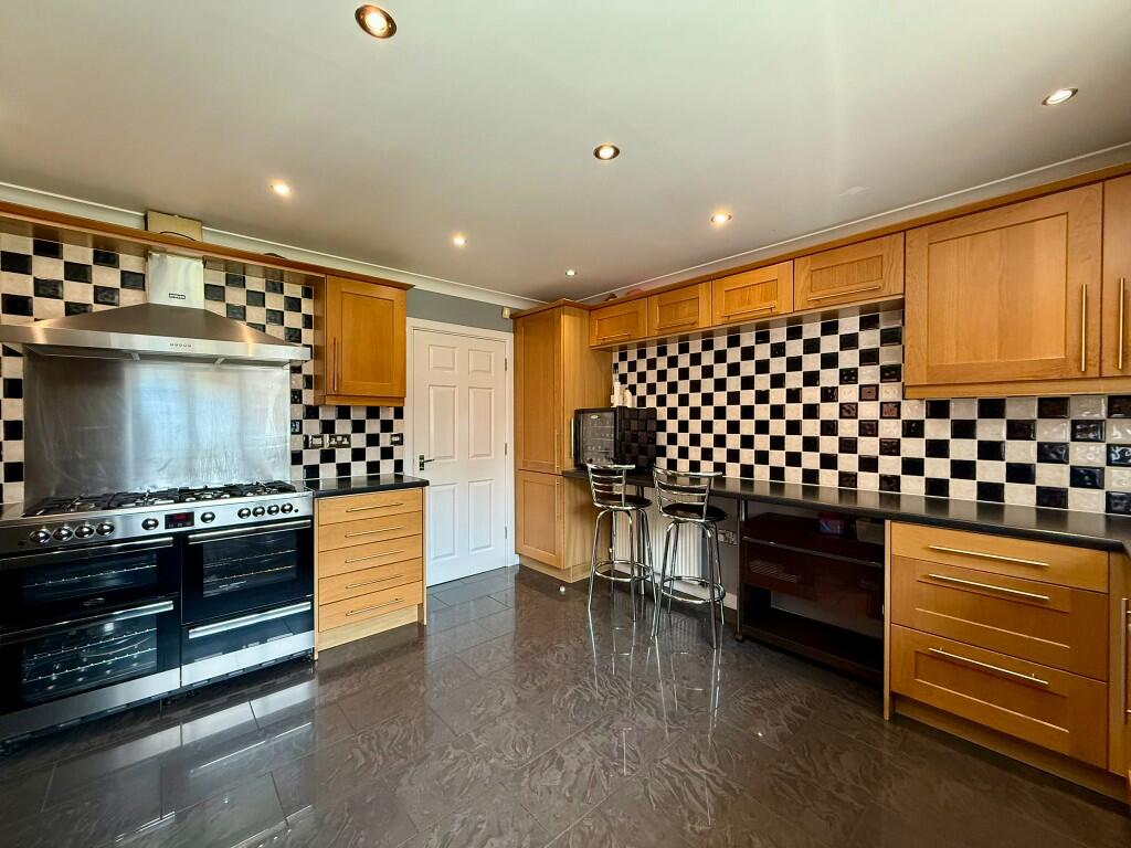 Additional image 13 of Wall Close, Smethwick, West Midlands, B67