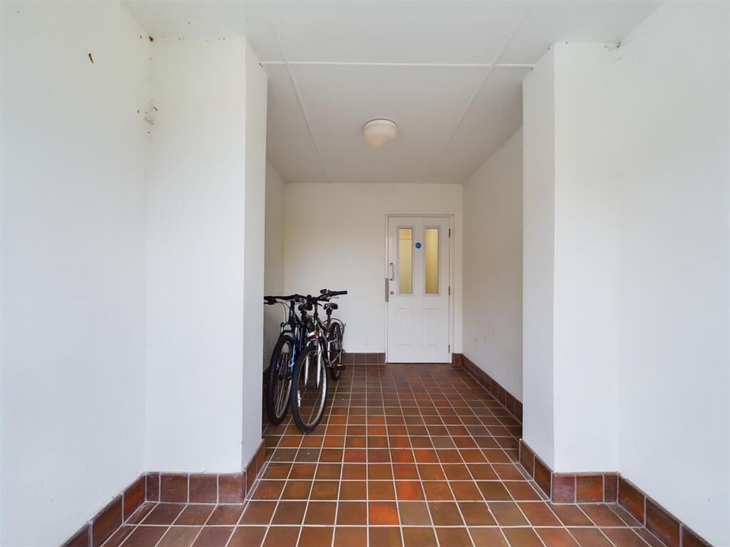 Additional image 11 of 6 Monkspath Hall Road Solihull B91 3DN