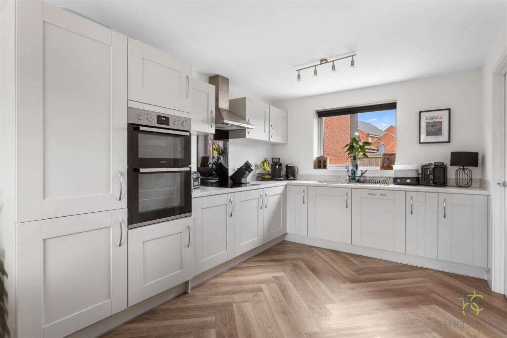 Additional image 3 of Damson Way, Bidford-On-Avon