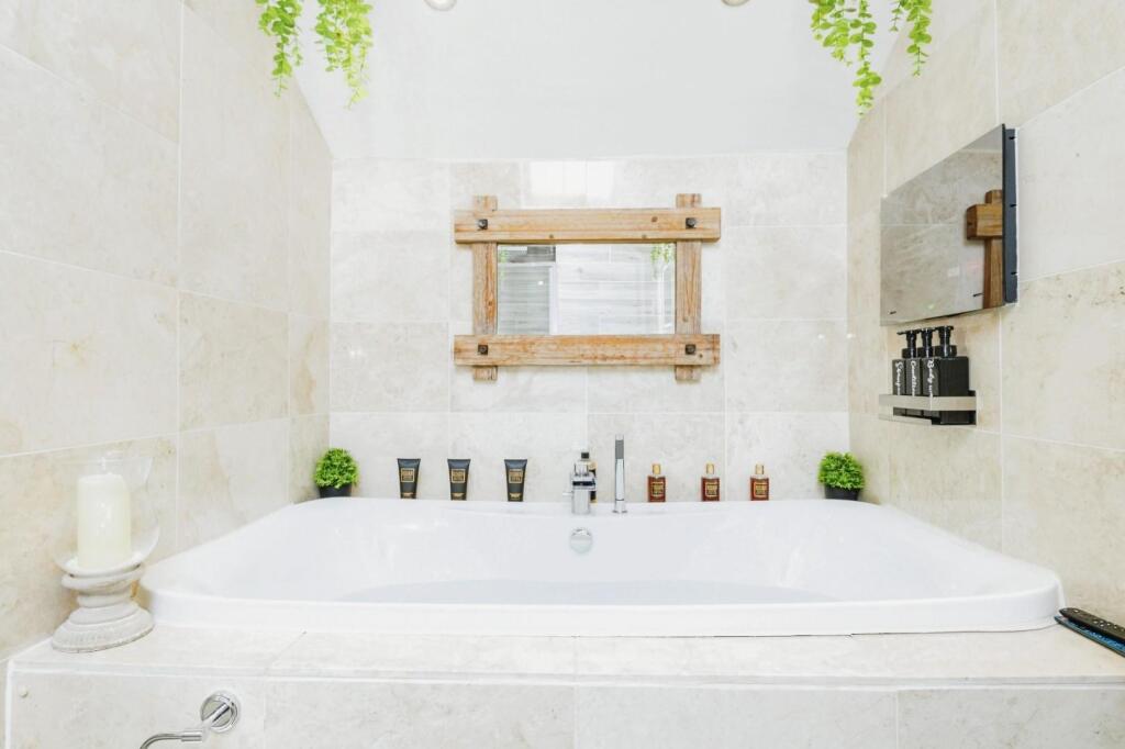 Additional image 44 of Aldersley Barn, Allerton Upper Green, Bradford