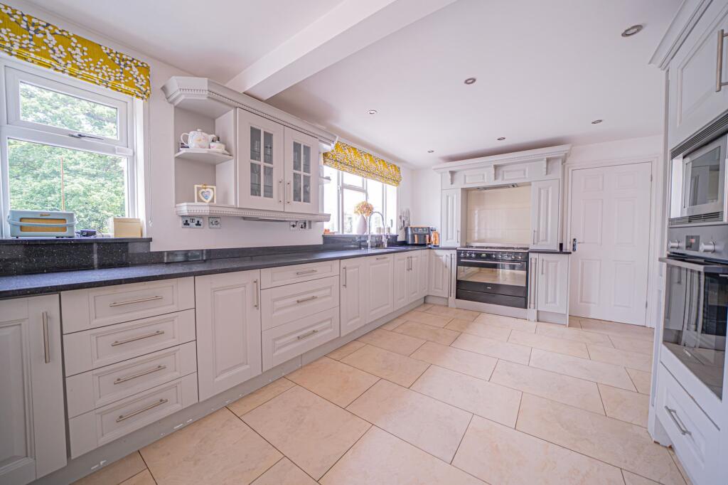 Additional image 4 of Hartington Close, Dorridge, B93