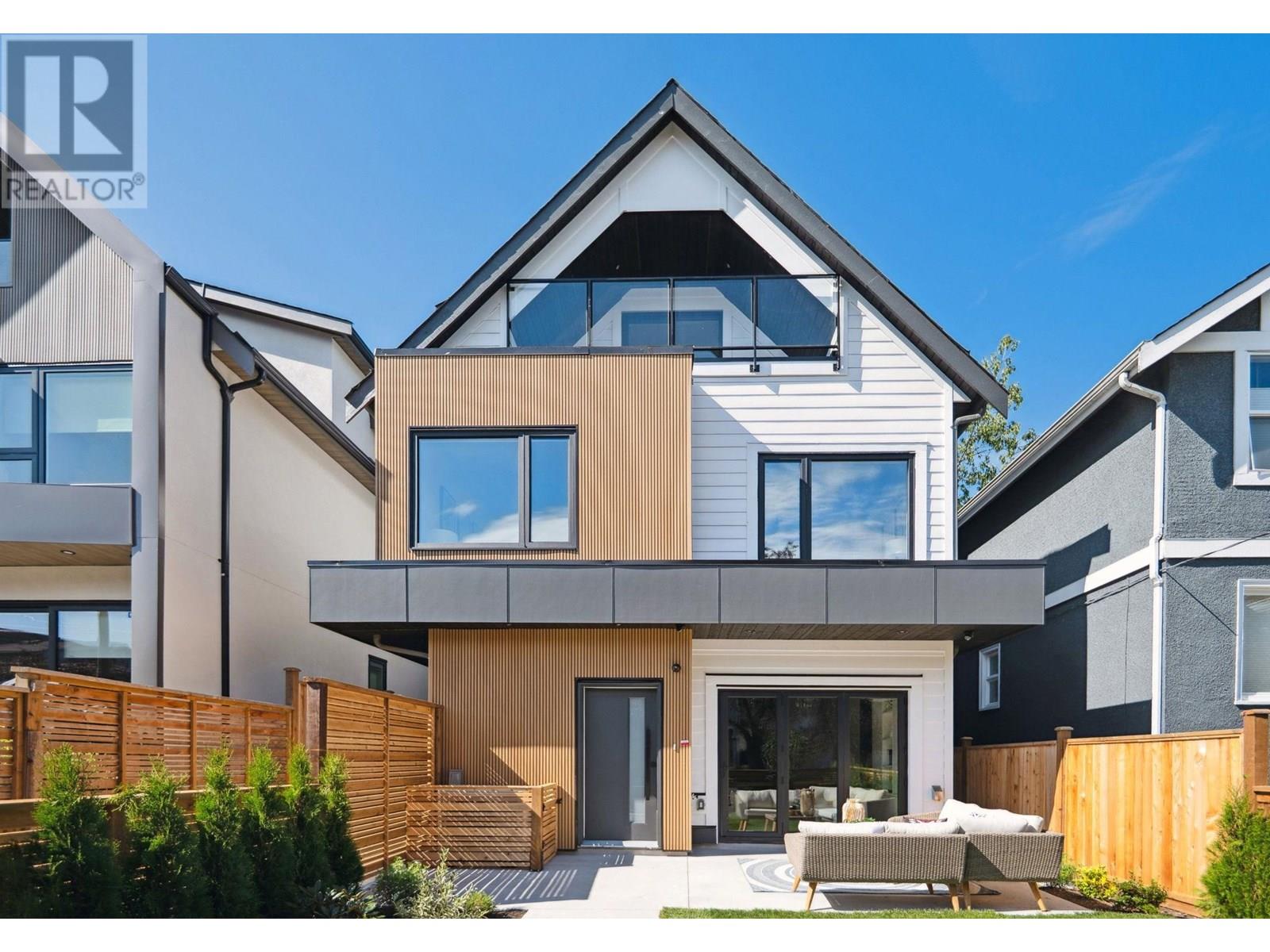 #1 1079 E 14TH AVENUE|Vancouver, British Columbia V5T2P1