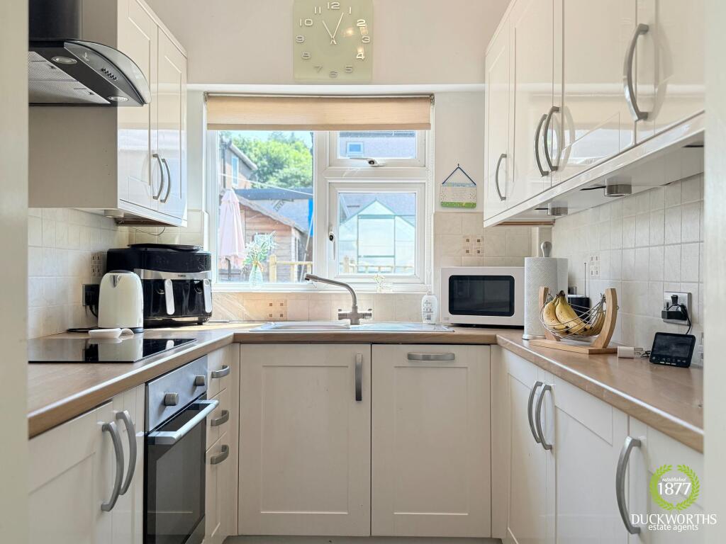 Additional image 3 of Leamington Avenue, Burnley, BB10