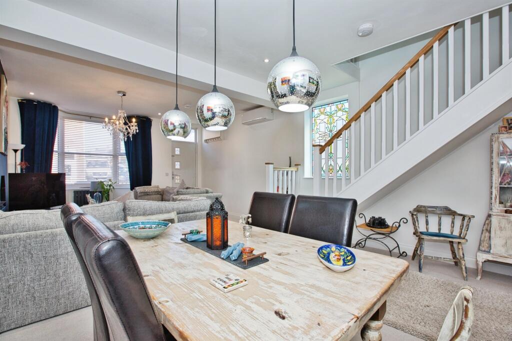 Additional image 5 of Camborne Place, YEOVIL