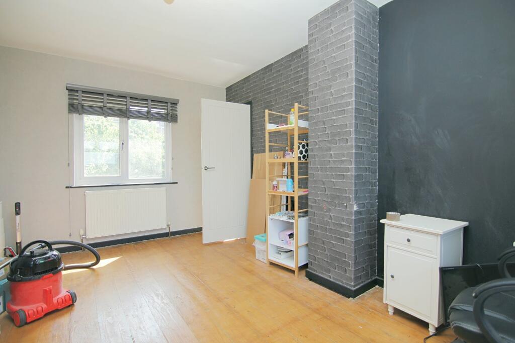 Additional image 11 of Hollin Lane, Shipley, BD18