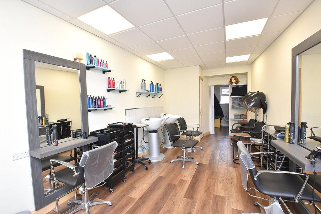 Additional image 6 of 45 & 45a High Street, Wincanton, Somerset, BA9