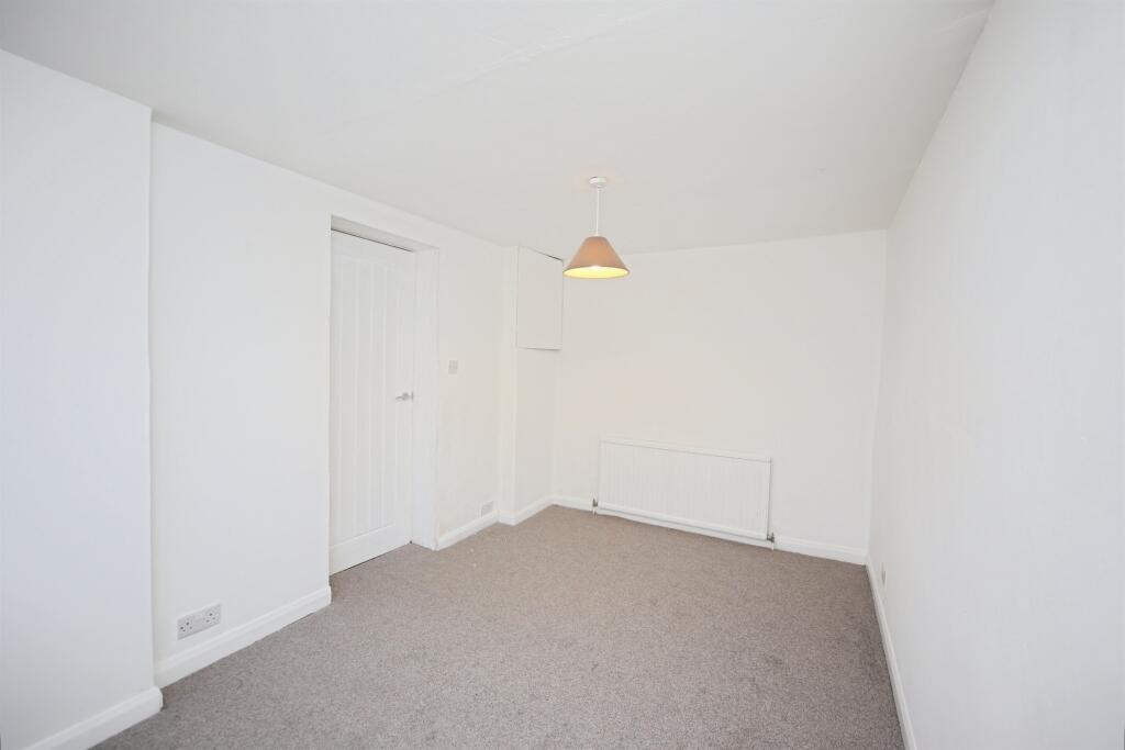 Additional image 9 of Edgmond Close, Redditch