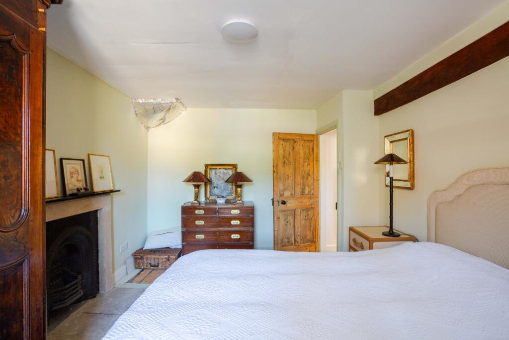 Additional image 18 of Leg Square, Shepton Mallet