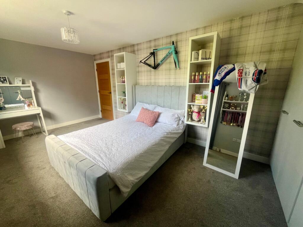 Additional image 17 of Bradford Road, Oakenshaw, Bradford, BD12